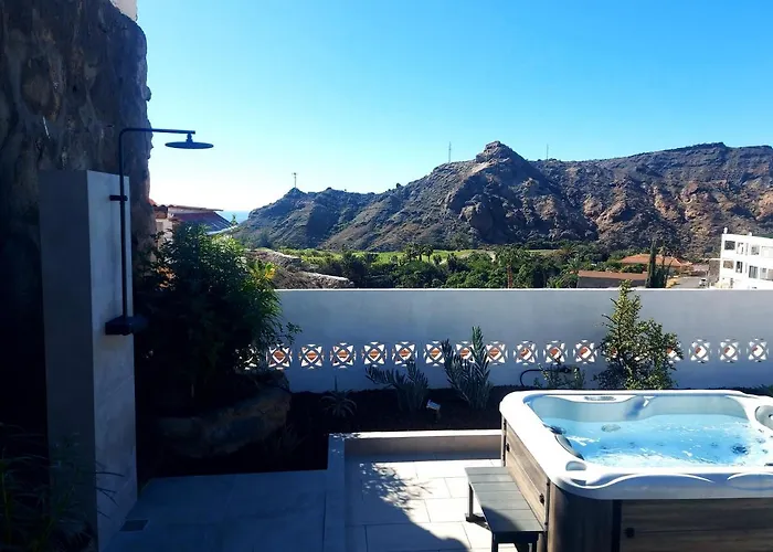 Hébergement de vacances Casa Platero - With Jacuzzi And Pool